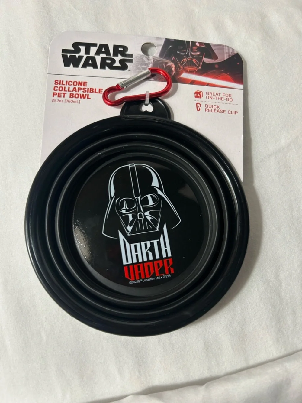 Star Wars Black Darth Vader Collapsible Silicone Pet Bowl with Red Clip